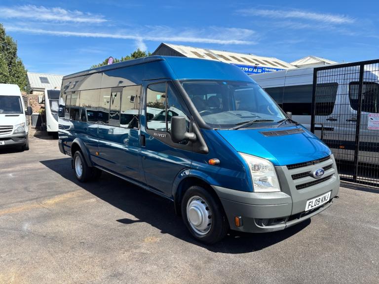 2009 Ford Transit 2.4 TDCi 430 Duratorq Minibus 4dr Diesel Manual RWD L4 H2 (113 bhp) Minibus Die...