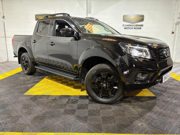 2019 Nissan Navara 2.3 dCi N-Guard Auto 4WD Euro 6 4dr PICK UP Diesel Automatic