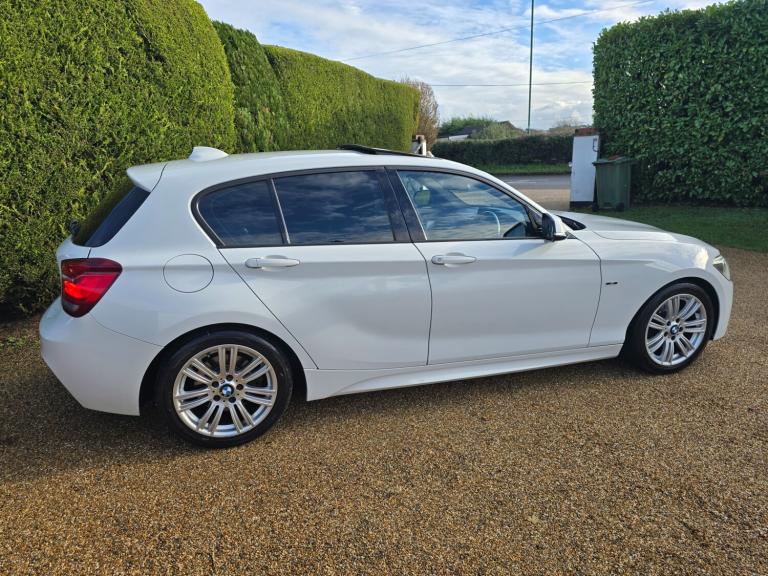 BMW 1 SERIES 118i M SPORT - AUTOMATIC - 5 DOOR - 2012 - WHITE **LOW MILES**