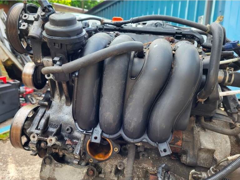 Honda frv 2.0 v-tec inlet manifold