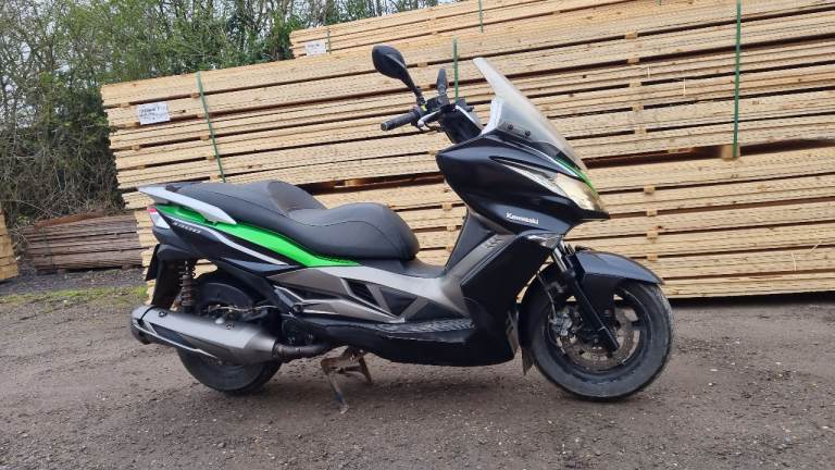 Can deliver can take px kawasaki j300 scooter 