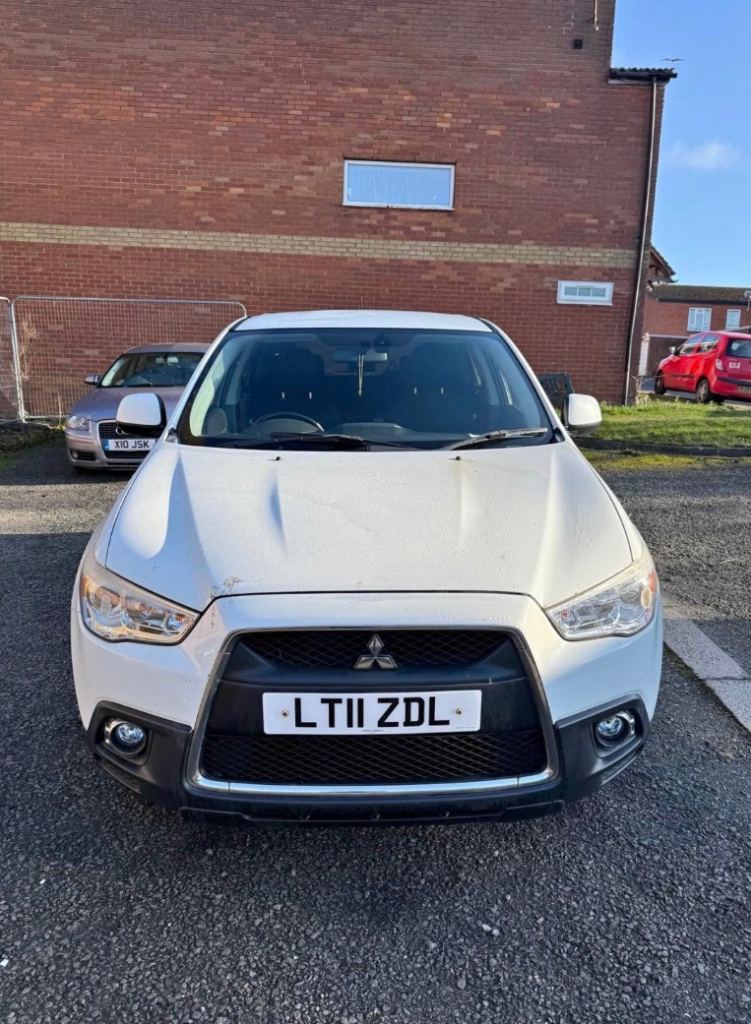 Mitsubishi, ASX, Hatchback, 2011, Manual, 1590 (cc), 5 doors