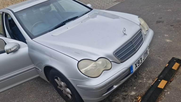 image for Mercedes-Benz, C CLASS, Saloon, 2000, Semi-Auto, 1998 (cc), 4 doors