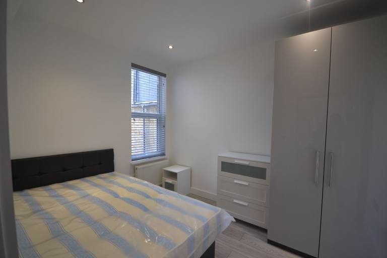 DOUBLE ROOM TO RENT - ALL BILLS INCLUDED - WILLESDEN GREEN ZONE 2