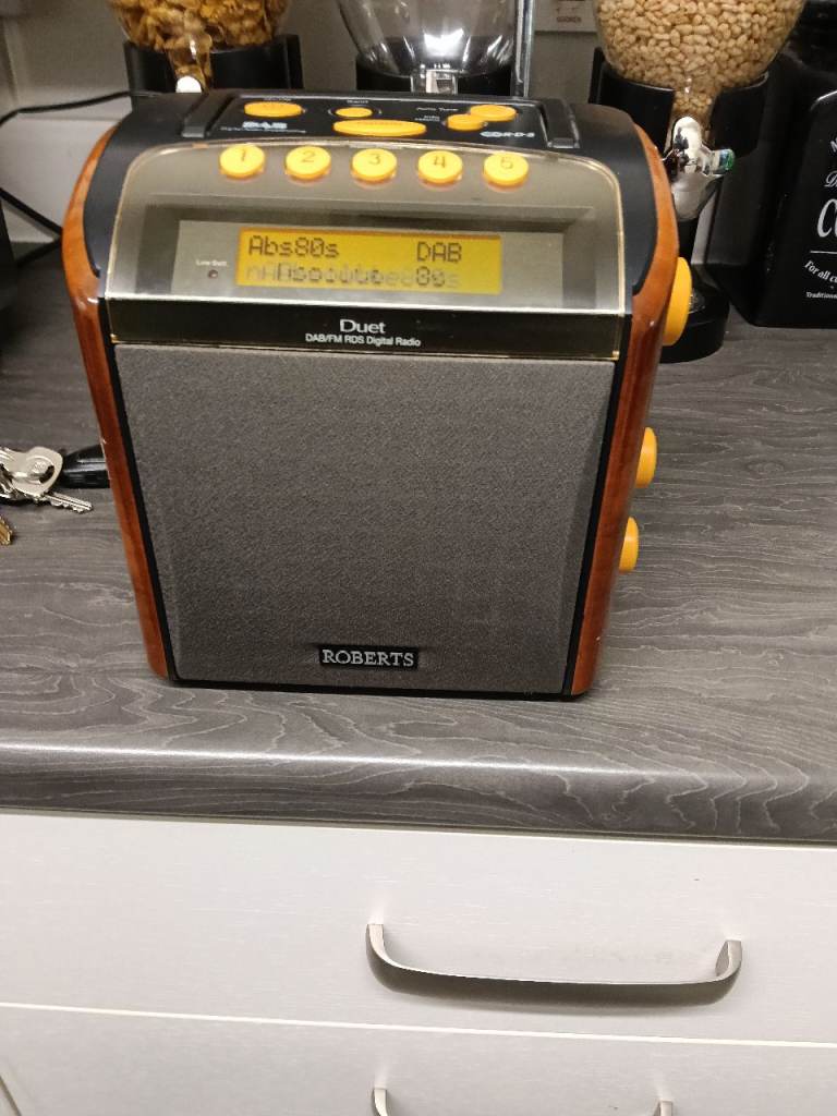 Roberts dab radio 