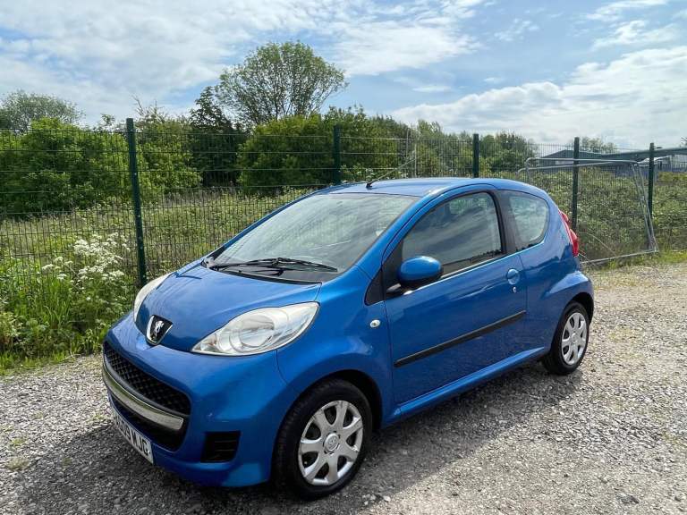 PEUGEOT 107 1.0 URBAN PETROL 09 REG BLUE MOT SEPTEMBER 17TH 2026 TAX £20 YEAR LOW INSURANCE 60+MPG