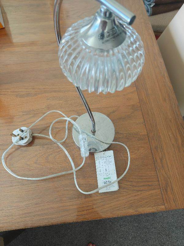 Table lamp