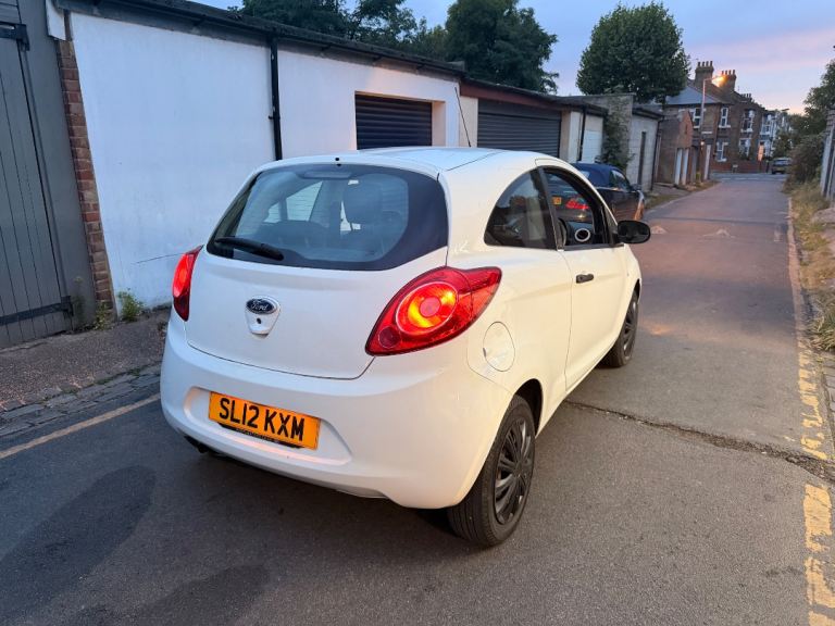 Ford, KA, Hatchback, 2012, Manual, 1242 (cc), 3 doors