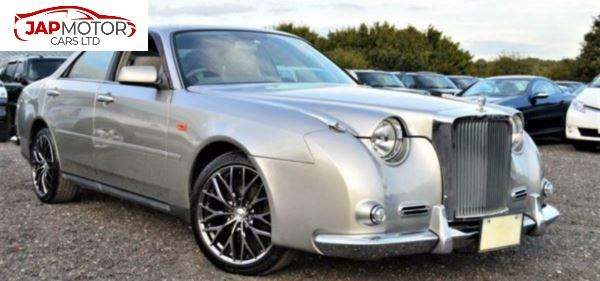 VERY RARE FRESH IMPORT MITSUOKA GALUE II V6 AUTO SILVER BENTLEY GLORIA 