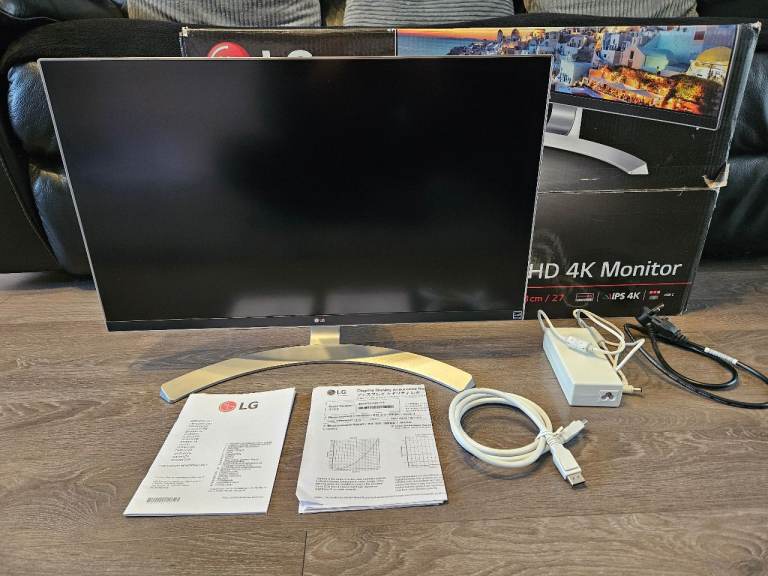 LG 27UD88 4K Monitor