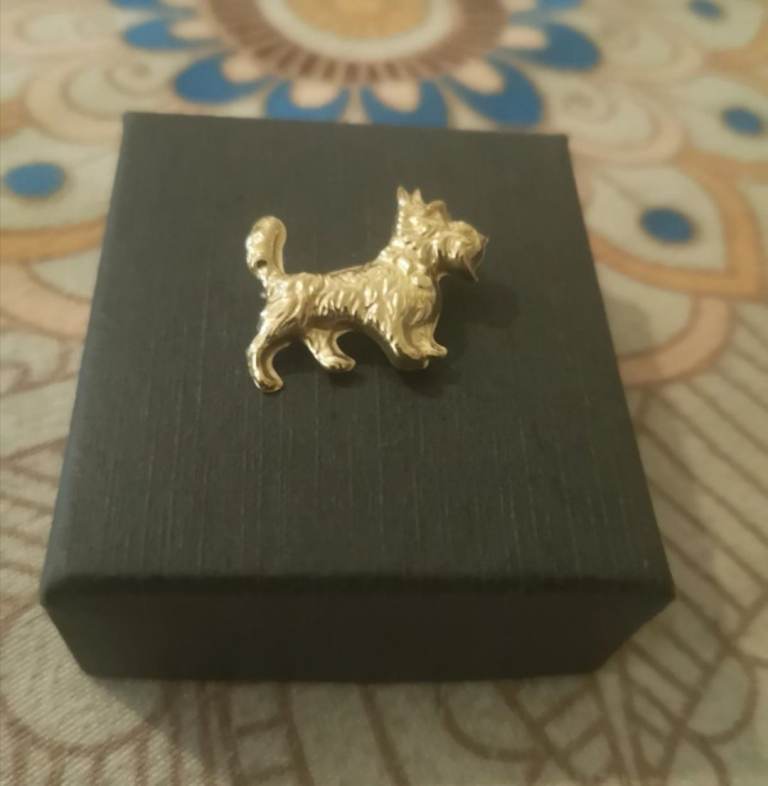 9ct 375 Scottish Terrier Gold Broach. Brand New