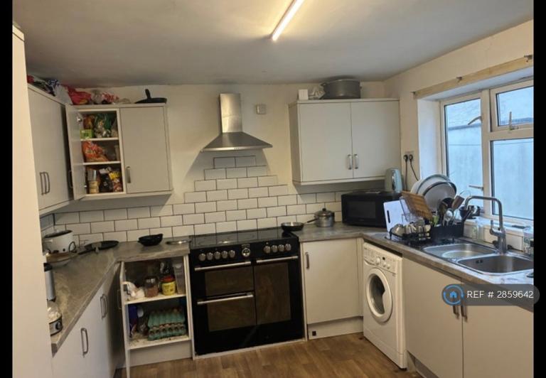 1 bedroom in Southfield Road, Middlesbrough, TS1 (#2859642)