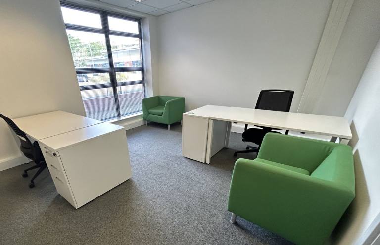 Folkestone - CT19 4RH \ Coworking Access - Work When You Need
