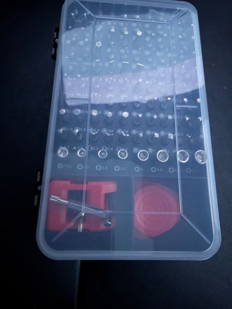 Screw driver tool kit 