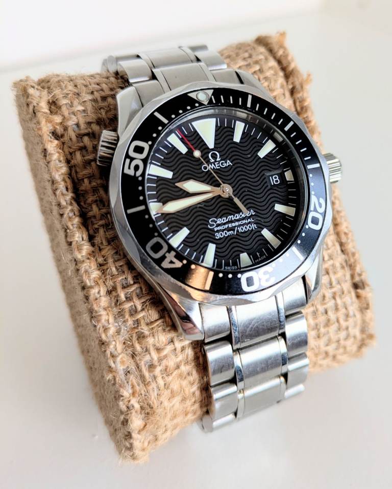 Omega Seamaster Professional 300m mid size, box and papers