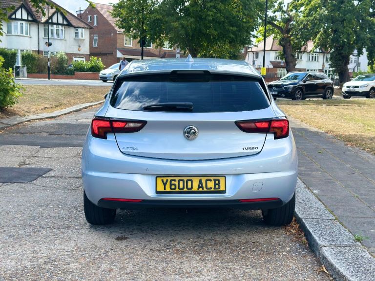 Vauxhall, ASTRA, Hatchback, 2017, Semi-Auto, 1399 (cc), 5 doors