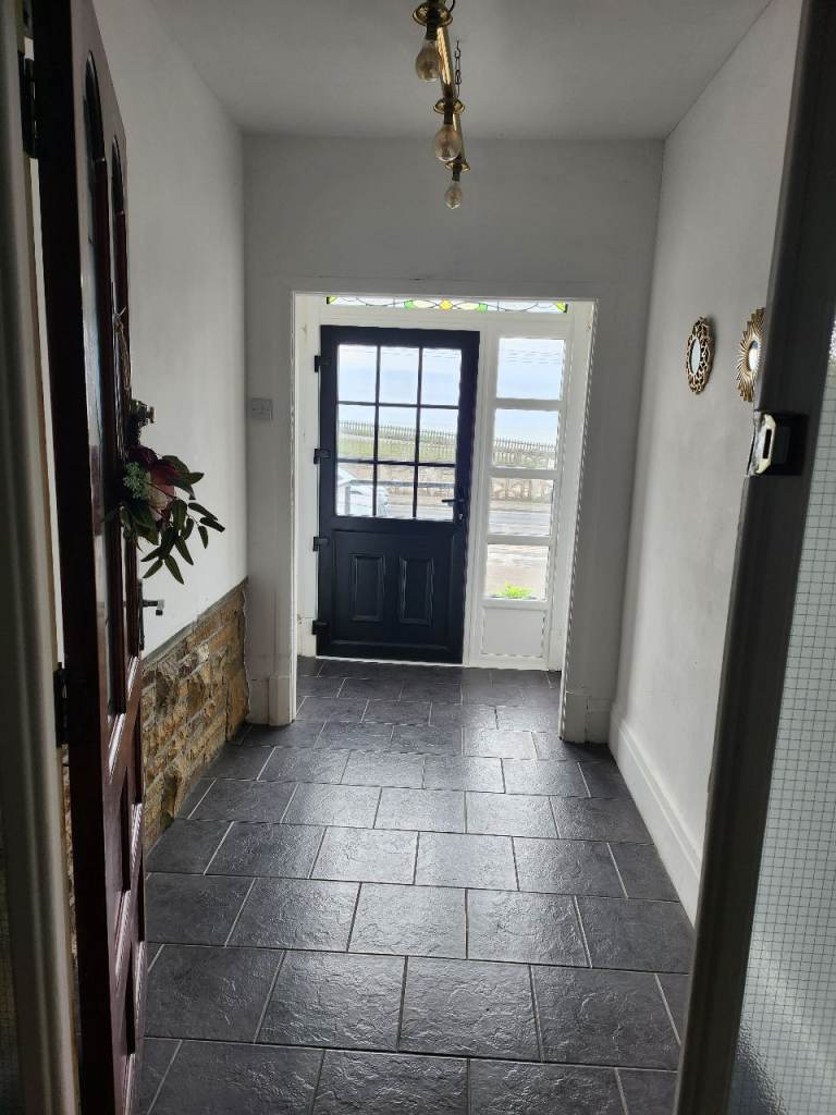 Room to rent respectable location 