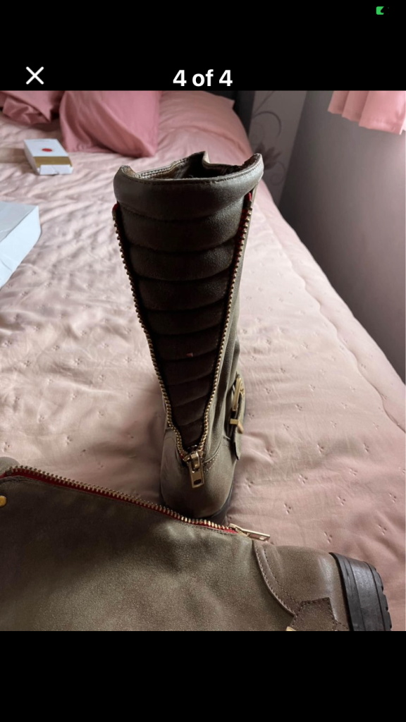 Boot size 3 