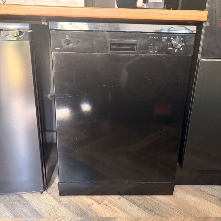 Black dishwasher 