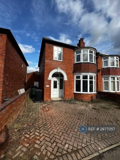3 bedroom house in Carr House Road, Doncaster, DN4 (3 bed) (#2977057)