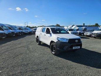 2019 ON 69 PLATE TOYOTA HILUX ACTIVE D-4D 4WD 2400CC 150BHP DOUBLE CAB ULEZ 