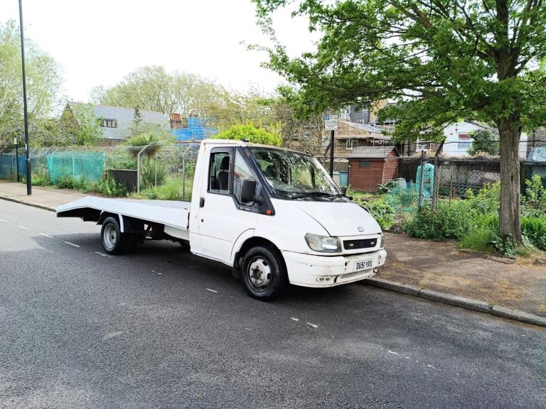 2002 Ford transit recovery truck