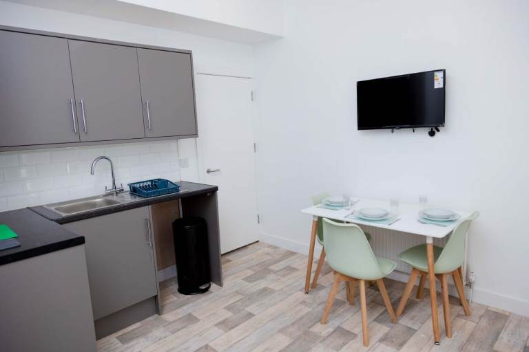 LESS THAN £150K CASH REQUIRED AND NEARLY 30K RENTAL INCOME PER ANNUM