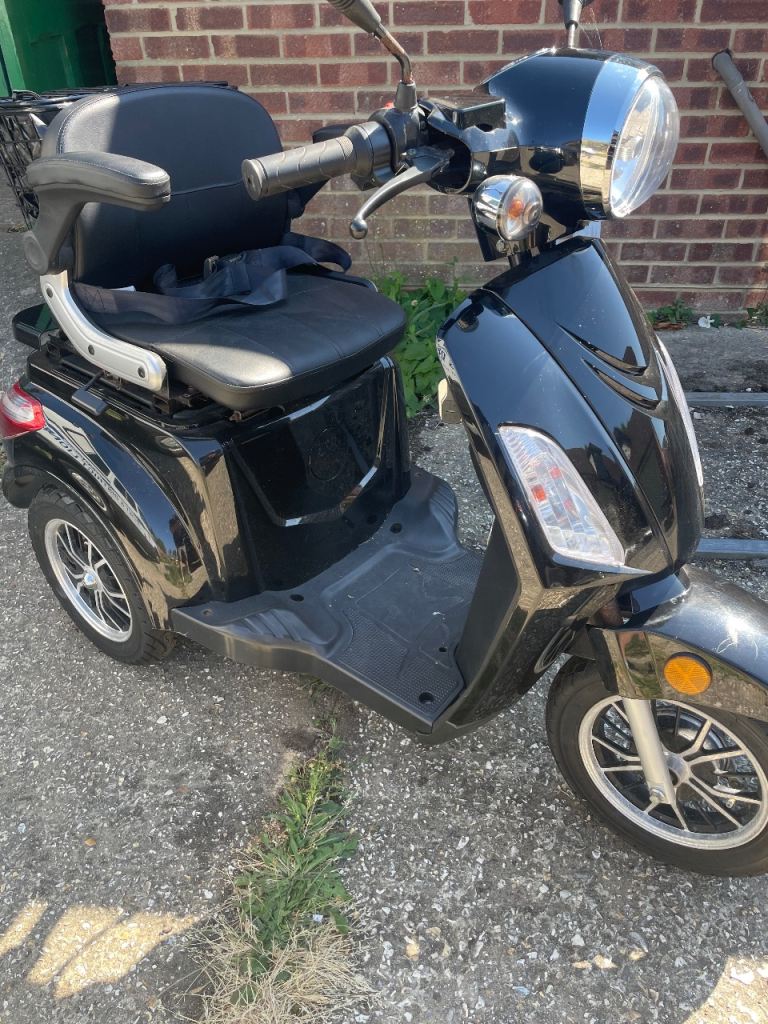 Green Power 3 wheel mobility scooter non runner