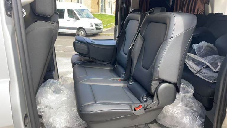 Mercedes v class bench seats