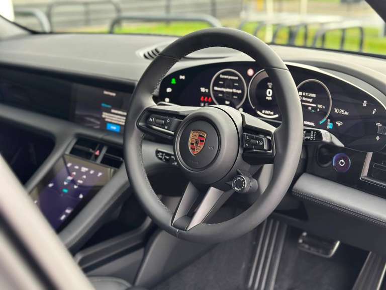 2025 Porsche Taycan 440kW 105kWh 4S Black Edition 4dr Auto Saloon Electric Automatic