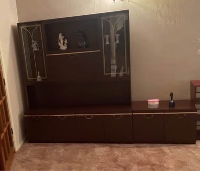 Display Unit With Drinks Cabinet