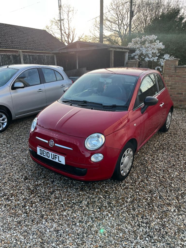 Fiat 500 in Red with low mileage.