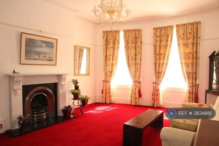 1 bedroom flat in Vernon Terrace, Brighton, BN1 (1 bed) (#2834881)