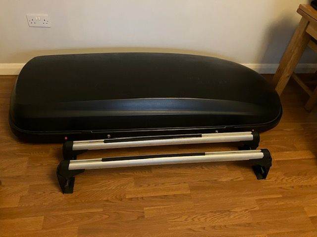 Genuine VW roof box & bars to fit 5 door High UP