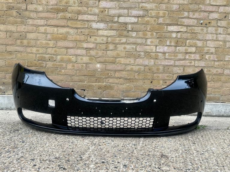 Genuine LEVC TXE TAXI front bumper (from 2019 plate) offers welcome