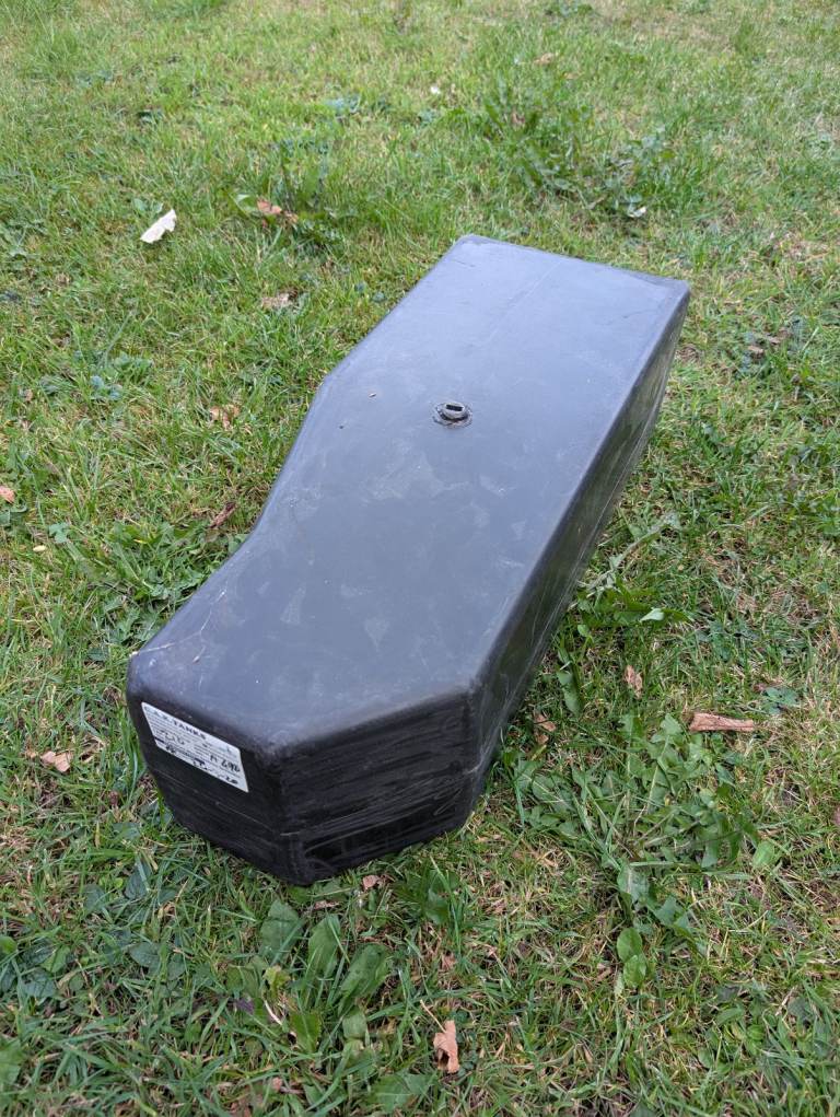 Vauxhall Vivaro CAK Water Tank