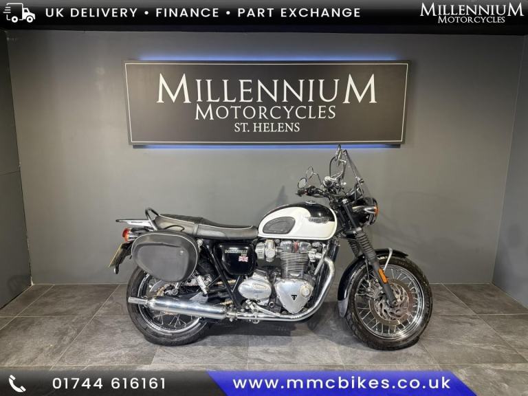 2016 TRIUMPH BONNIEVILLE T120 RETRO NAKED CLASSIC STYLE MOTORCYCLE