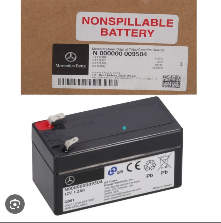 Genuine Mercedes Benz Auxiliary Battery NEW