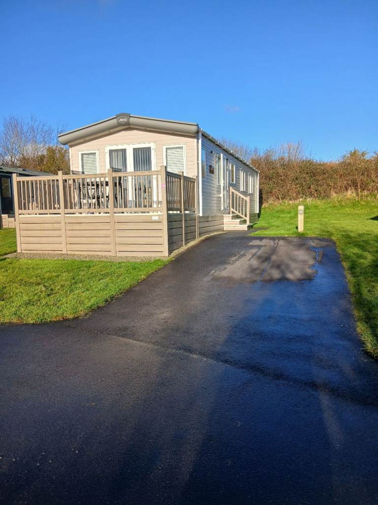 Static caravan for sale sited in Cornwall Nr Newquayl