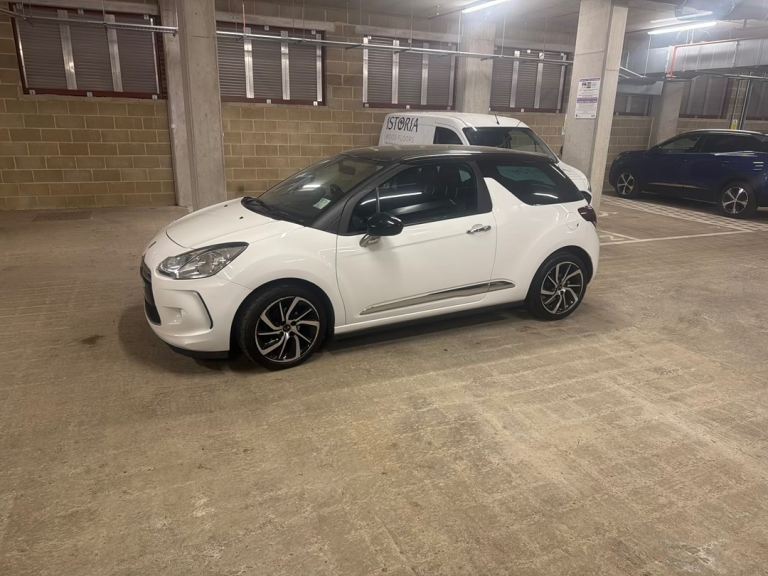 DS, DS 3, Hatchback, 2016, Manual, 1199 (cc), 3 doors