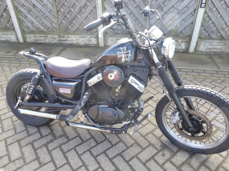 YAMAHA VIRAGO 535 BOBBER N REG SLASH CUT PIPES FORWARD CONTROLS 1 YRS MOT