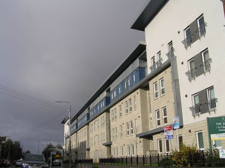 Two Bedroom Flat - Pollokshields