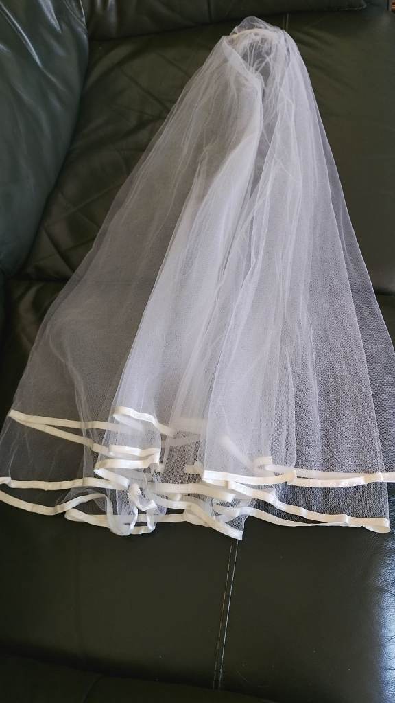 Double length wedding veil (Ref: WVDI600)