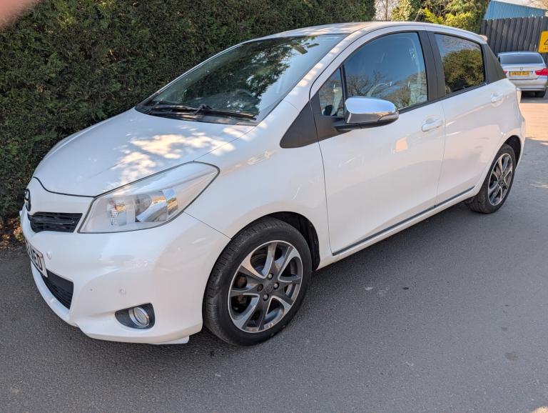 TOYOTA YARIS 1.3 Dual VVT-i Trend 2013
