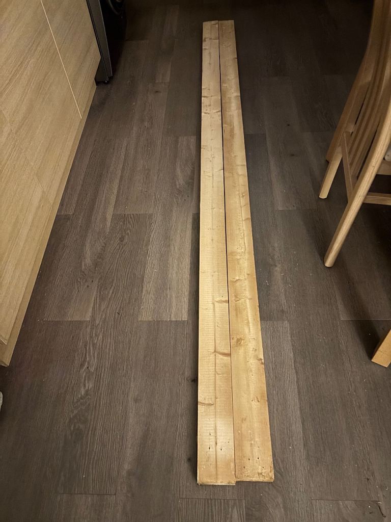 2 x wooden timber