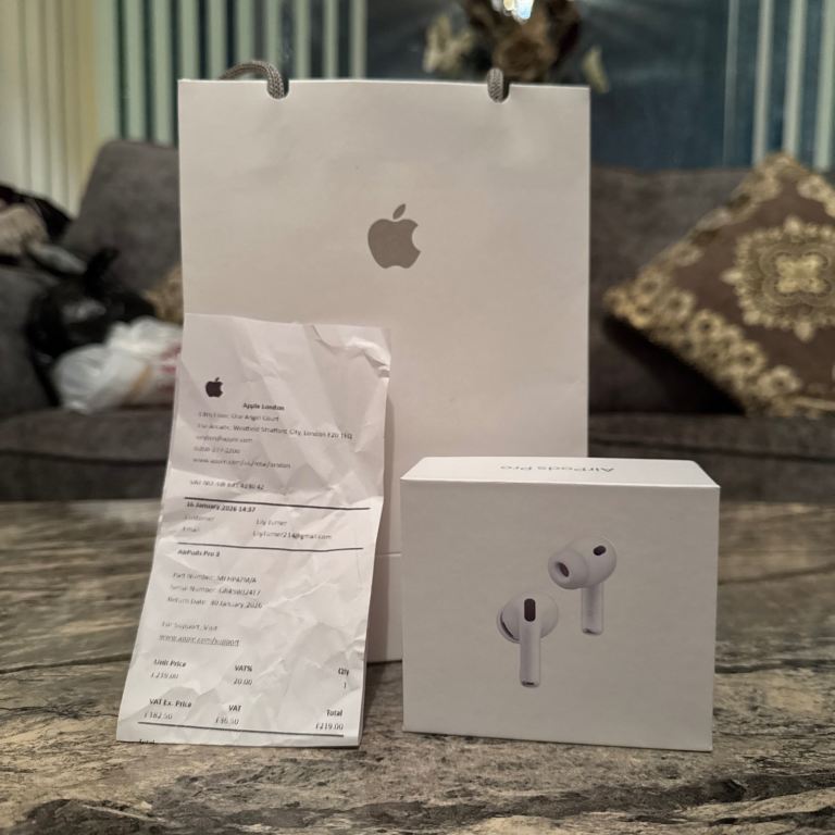 Apple AirPods Pro 3 - Opened Never Used