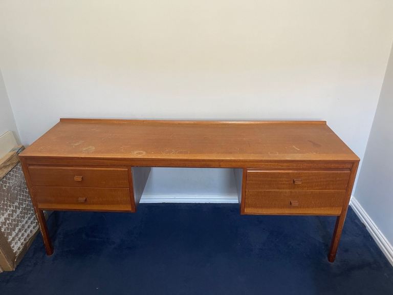 Desk (good upcycle project)