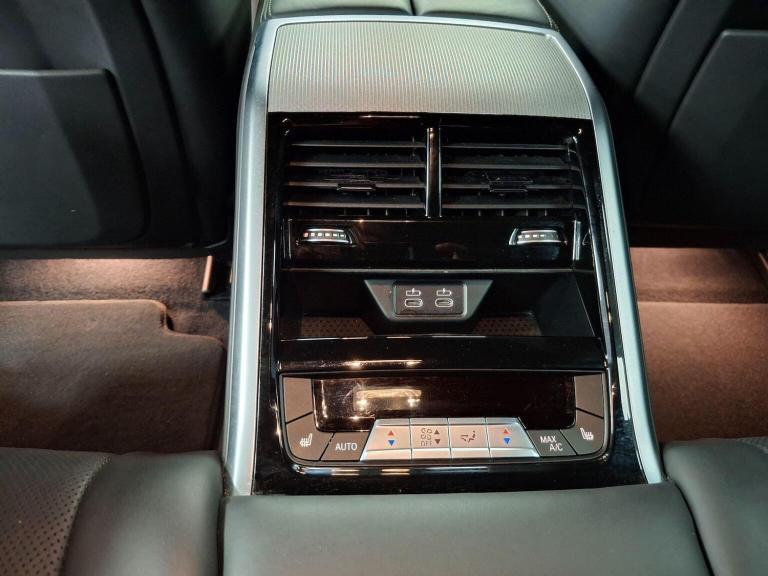 BMW 8 SERIES 3.0 840i M Sport Steptronic Euro 6 (s/s) 4dr 2021