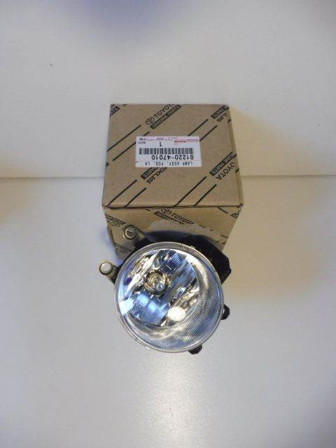 100% NEW GENUINE TOYOTA RAV 4 FOG LAMP 2015-2018 LH SIDE 8122047010