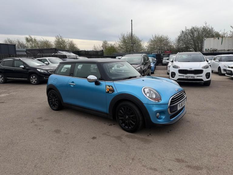 2016 MINI Hatch 1.5 Cooper Euro 6 (s/s) 3dr HATCHBACK Petrol Manual